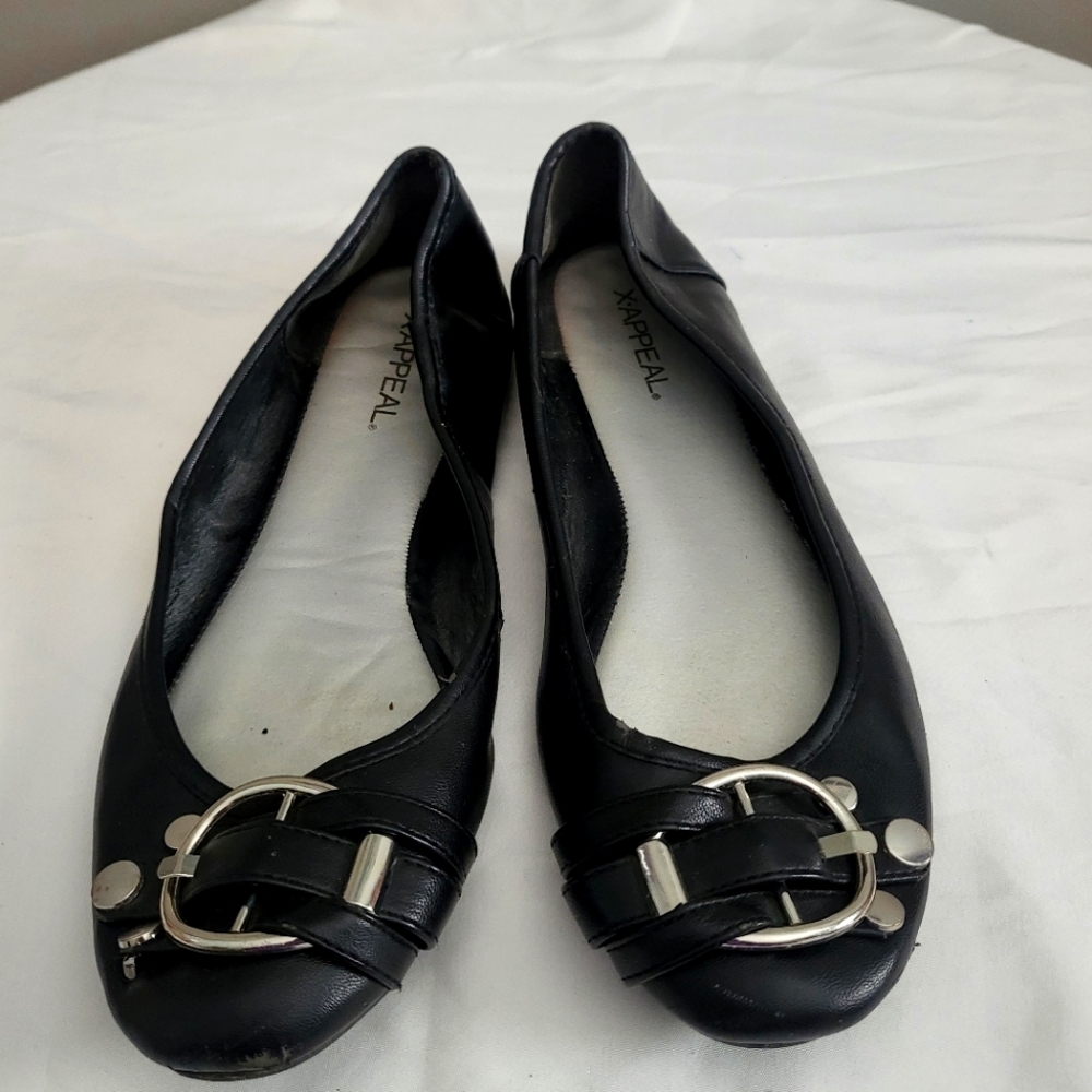 Black flats